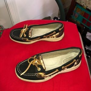 Woman’s Sperry Shoes